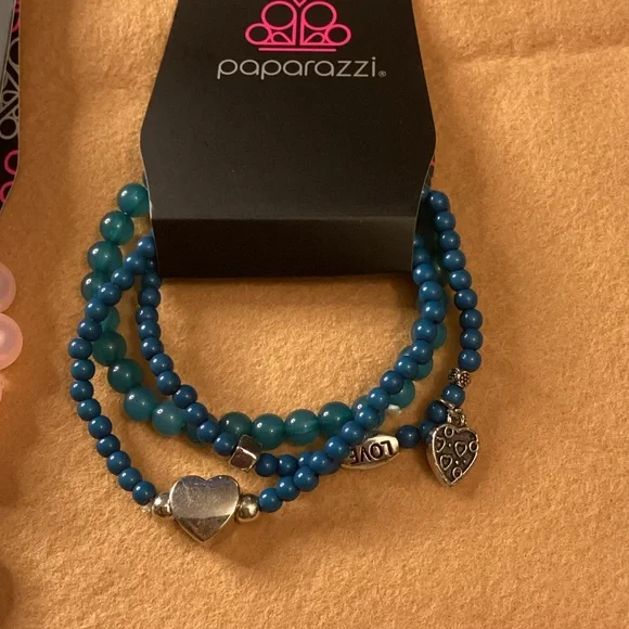 NWT paparazzi Bracelet bundle - Picture 3 of 3